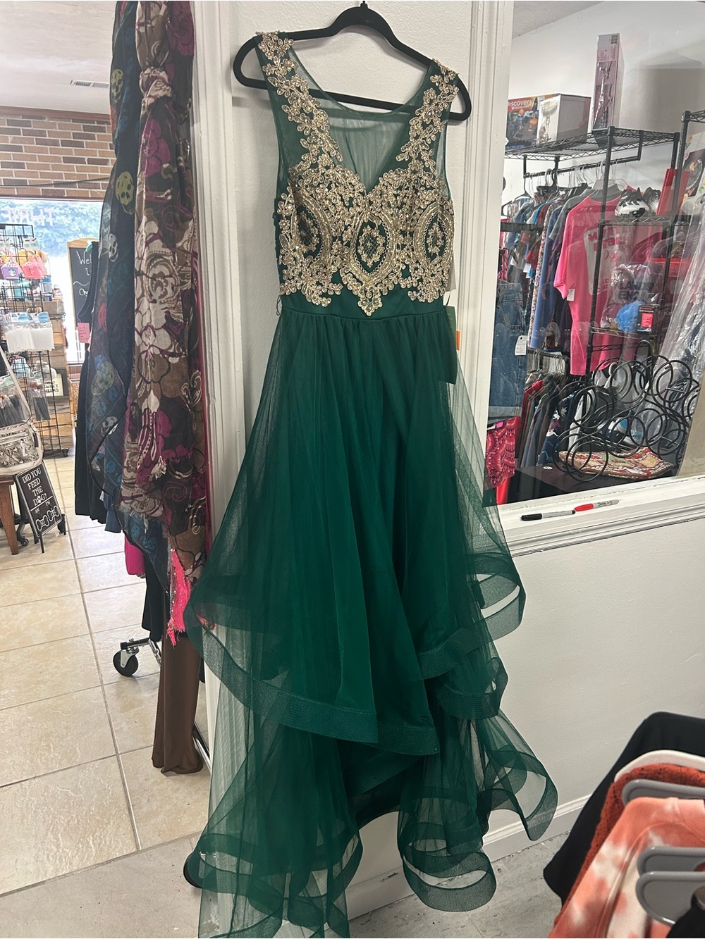 City Triangles Emerald Green Beaded High Low Tulle Formal Dress Size 7 NWT